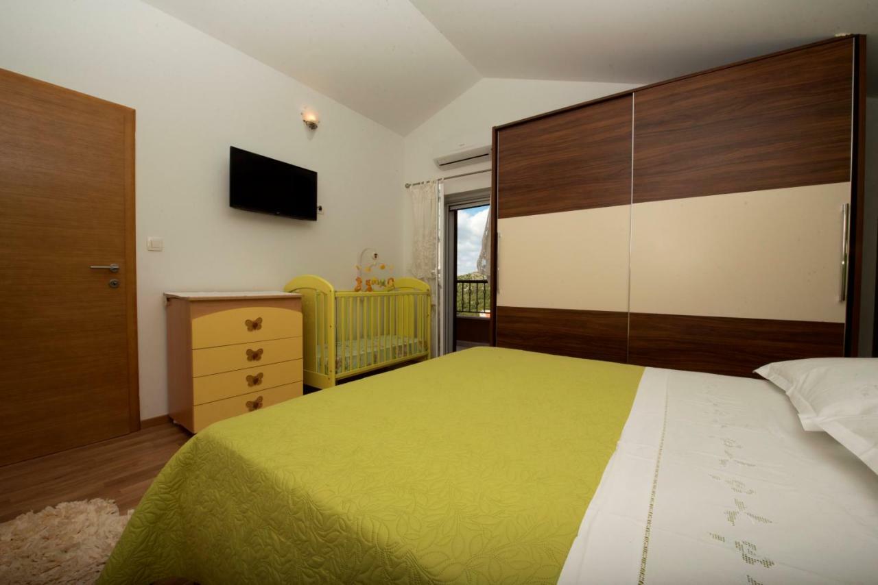 Villa Ivana Zagvozd Esterno foto